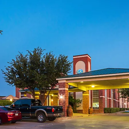 Quality Suites Lubbock Southwest-3